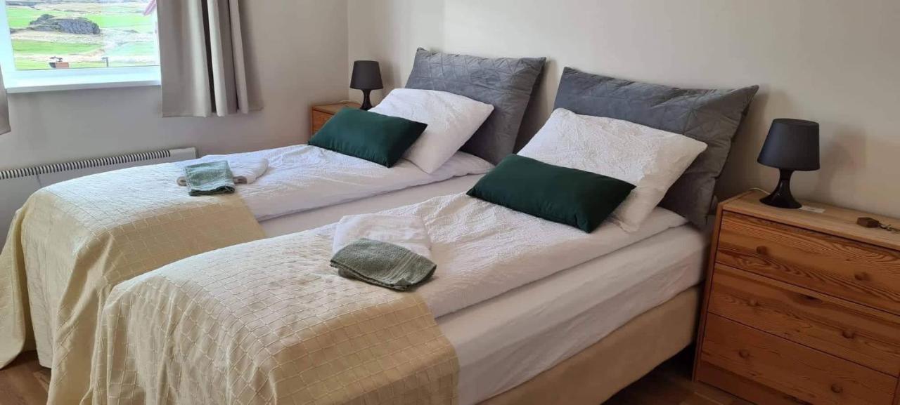 Guesthouse Stekkatun Skalafell ภายนอก รูปภาพ