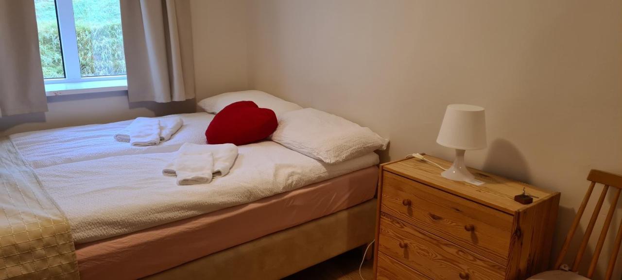 Guesthouse Stekkatun Skalafell ภายนอก รูปภาพ
