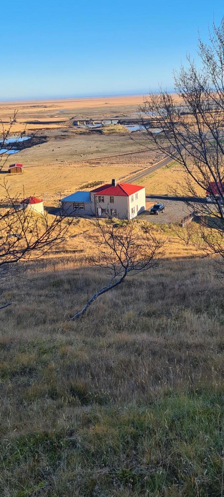Guesthouse Stekkatun Skalafell ภายนอก รูปภาพ