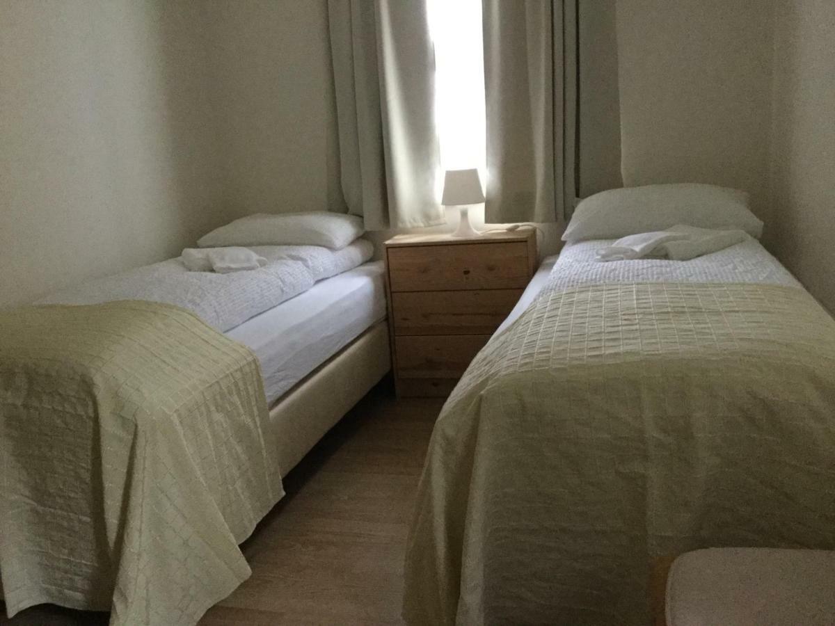 Guesthouse Stekkatun Skalafell ภายนอก รูปภาพ